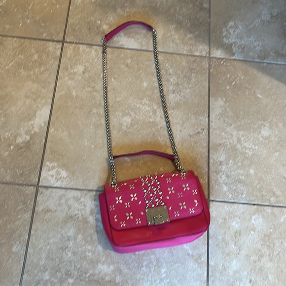 New Michael Kors hot pink  pocketbook shoulder strap crossbody comes with gift C - Picture 3 of 10